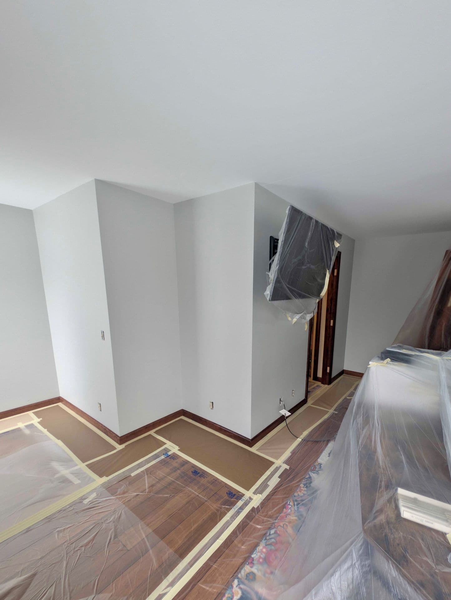 Gallery photos for Complete Interior Paint Overhaul in Chippewa Falls: Image #4