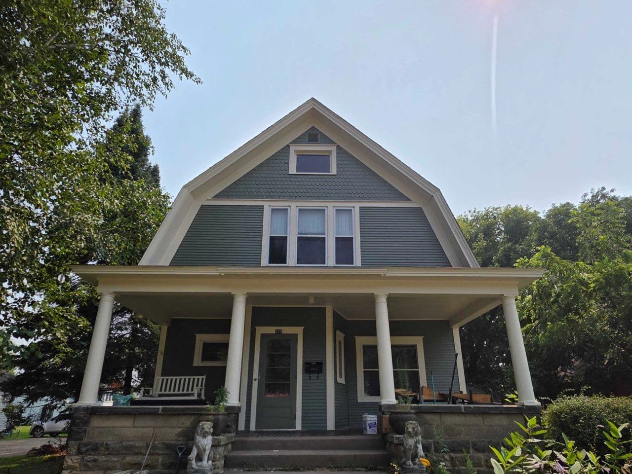 Gallery photos for Revitalizing Historic Homes with Expert Exterior Painting: Image #2